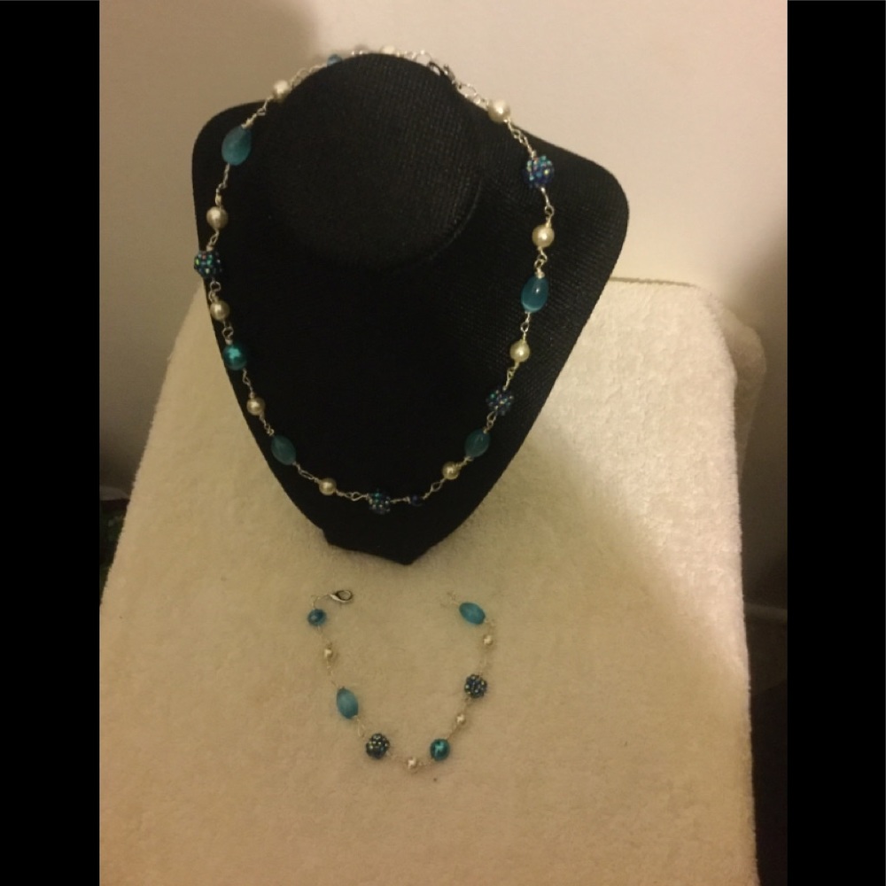 Necklace set